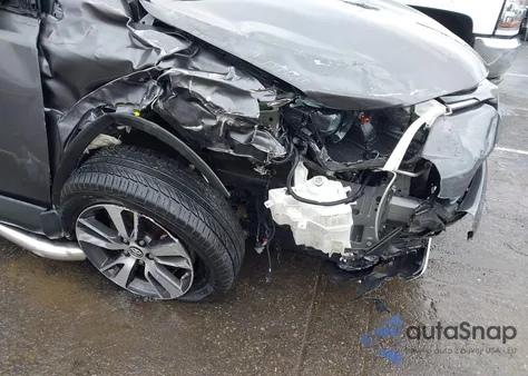 2018 Toyota Rav4 Xle из США, поврежденный, VIN JTMWFREV3JJ184752